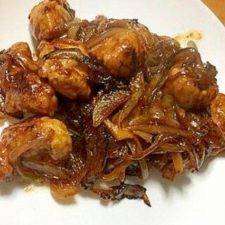 豚の角切り肉と玉ねぎのにんにく醤油ケチャップ炒め